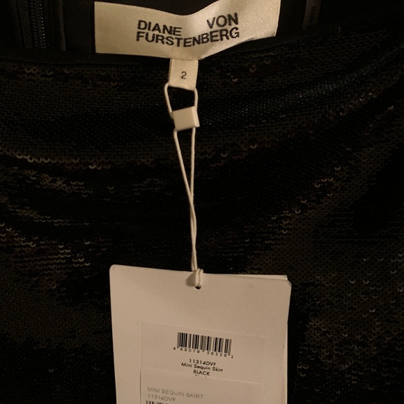 DVF Black Mini Sequin Pencil Skirt - Picture 3 of 3